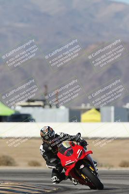 media/Jan-15-2026-Racers Edge (Thu) [[dfebeb70ab]]/3-B Group/Session 1 Turn 15/